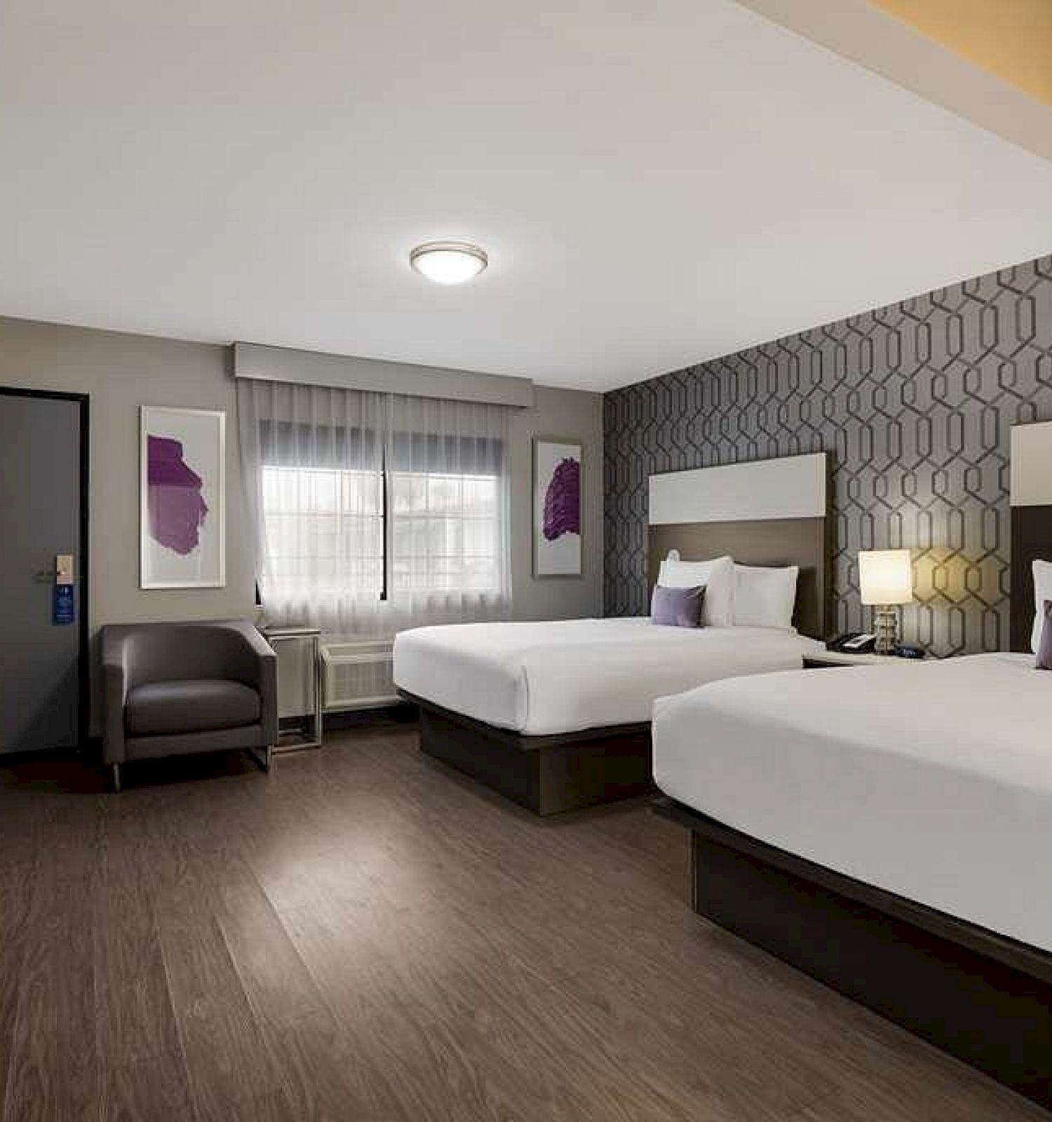 Sunset West Hotel, SureStay Collection by Best Western
