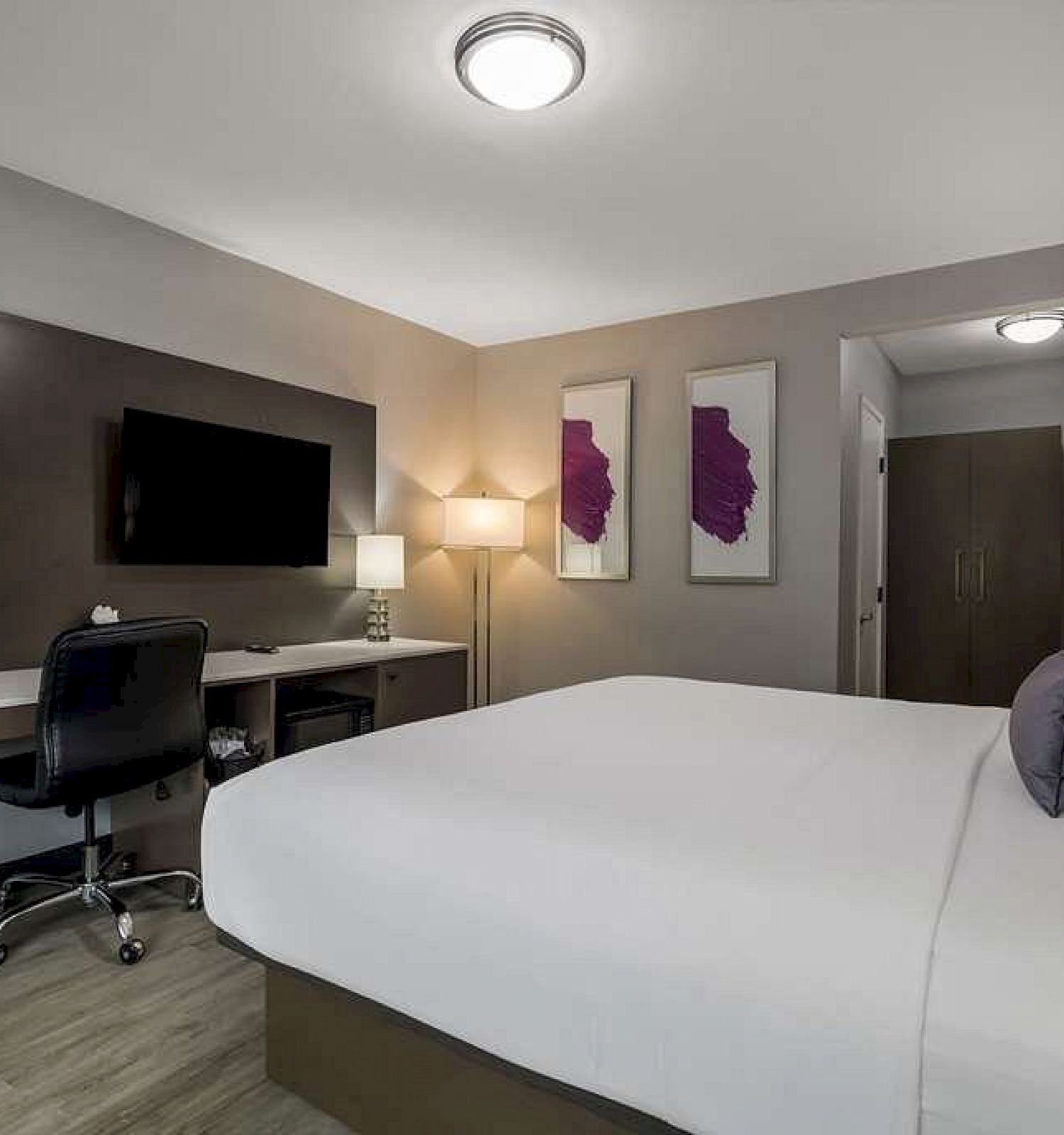 Sunset West Hotel, SureStay Collection by Best Western